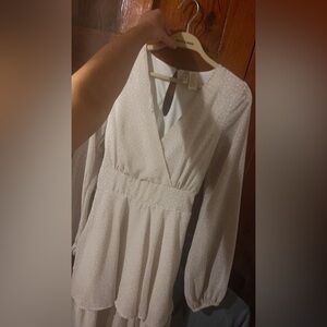 Long sleeve short dress